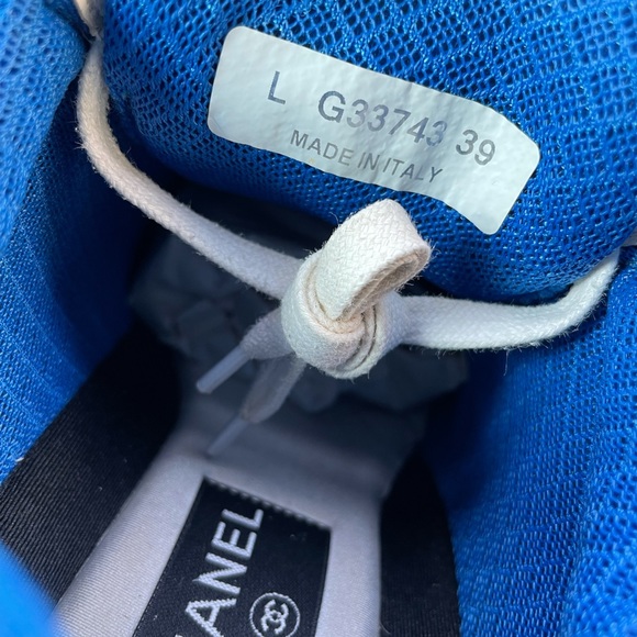 Chanel Classic Monogram Logo Trainer White/Blue 39 - Picture 4 of 10